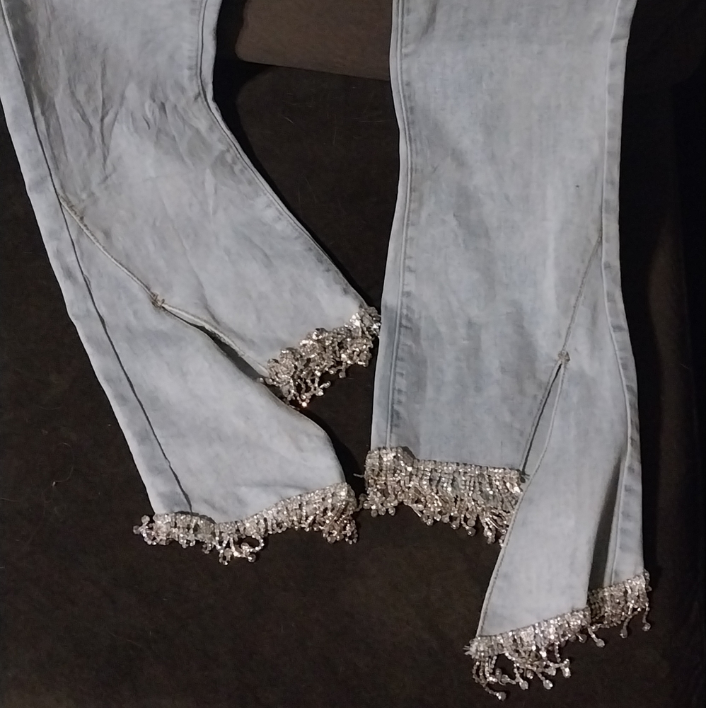 BLUE B RHINESTONE UNEVEN FRINGE HEM DENIM BLUE JEANS- L (31) - Picture 6 of 11